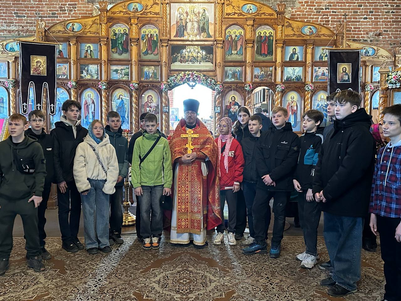 Пасхальные дни в лицее: экскурсия в Свято-Николо-Игнатьевский храм.